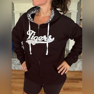 XL LSU Tigers Zip-up Hoodie